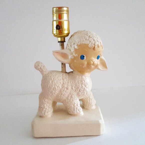 Vintage Chalkware Nursery Lamp Base Lamb *AS IS  LAMP BASE ONLY* MUST BE REWIRED - Picture 1 of 15